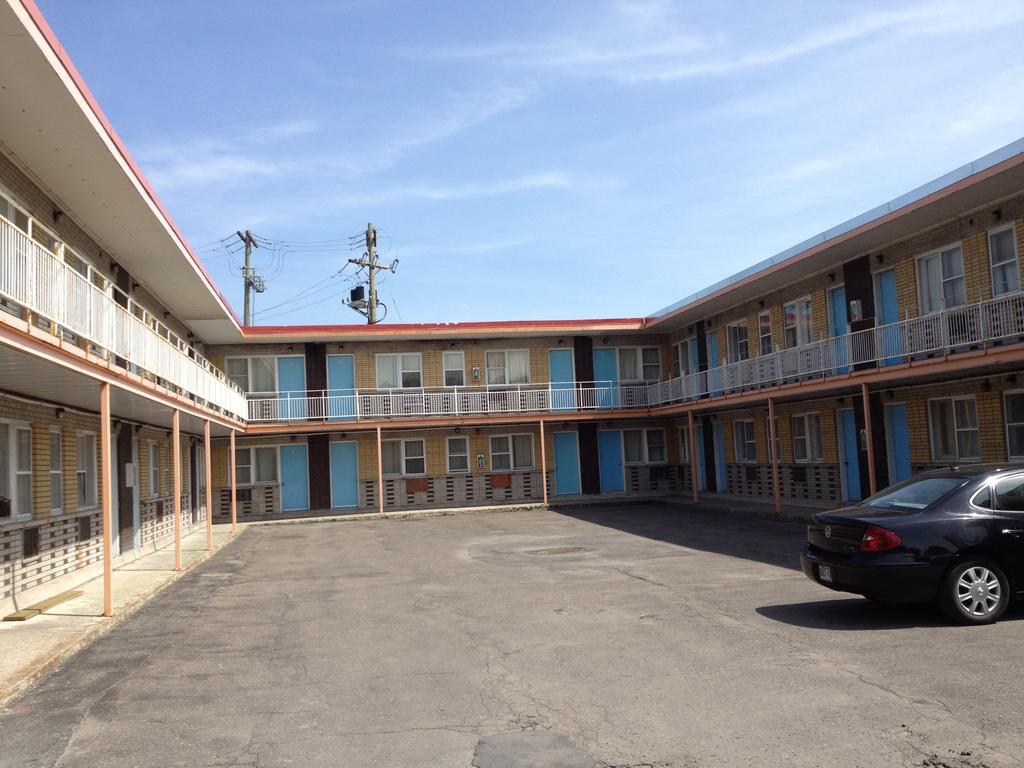 Motel Saint-Jacques Монреаль Екстер'єр фото